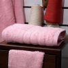 Πετσέτα ροζ με κεντημένο όνομα